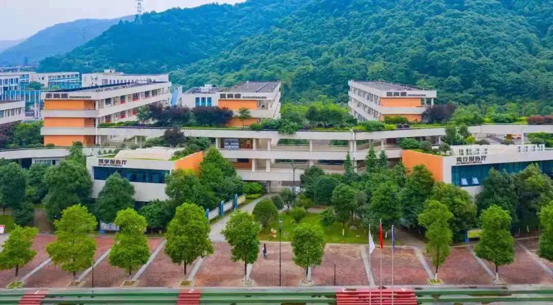 长沙市有59所普通高中供4万多名中考生报考，都有哪些学校？