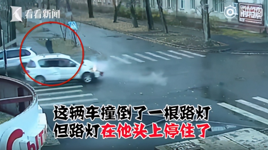 警方通报男子跳楼砸死路人：个人纠纷【三分钟法治新闻全知道】