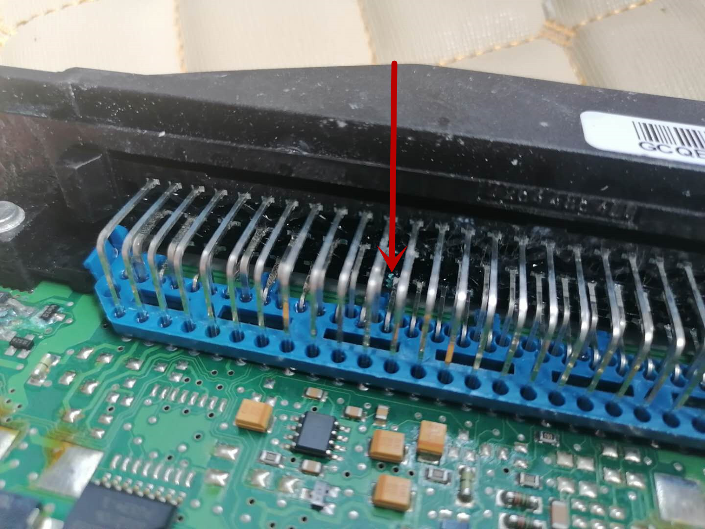 帕萨特领驭P-R-N-D挂挡冲击顿挫，发动机前后摇晃抬头，胖哥检查