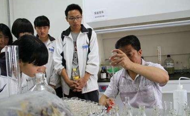 山东理科状元王端鹏：高考749分，差1分满分，留学归来任职中科院