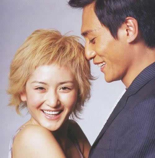 谢娜自传揭露心酸经历，和刘烨分手、结婚6年未育都是因为这件事