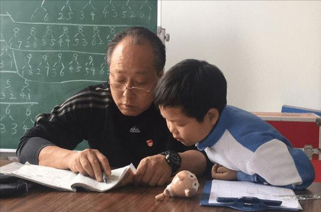 教育部传来好消息，民办院校或将转为公办，老师：能直接拿编制吗