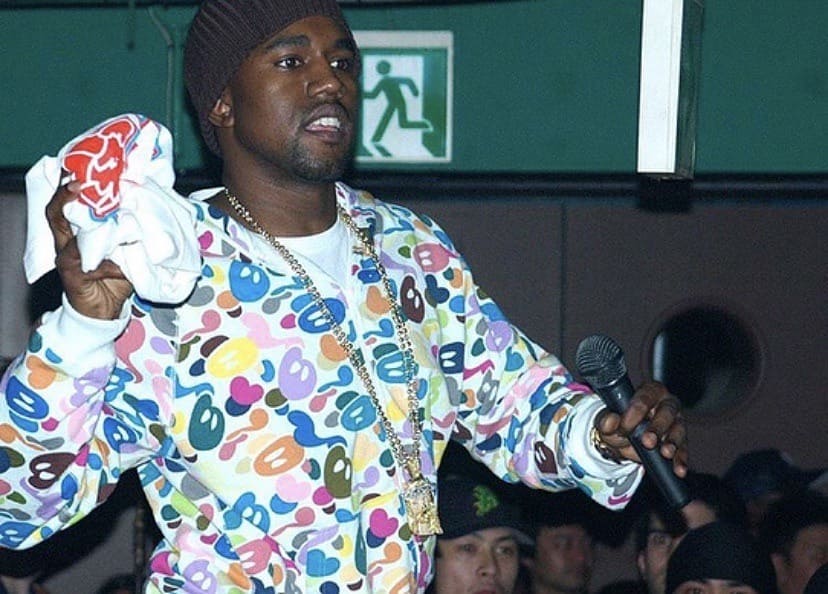 今天聊聊 BAPE STA，但不再聊它的那些配色了…