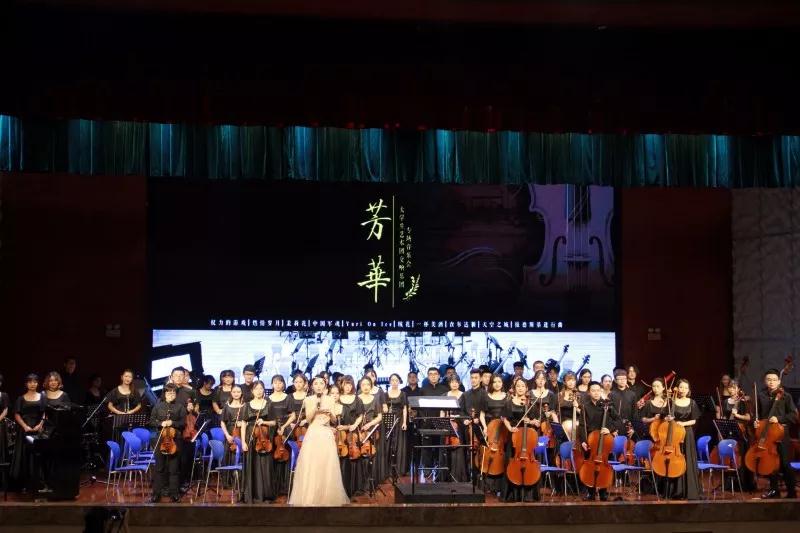 餐厅配备钢琴，三大校区美不胜收，还是西游记拍摄地！四川这所高校让人心动