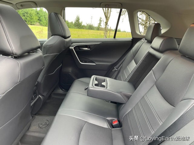 2021年丰田RAV4混合动力评测：为了省油的存在