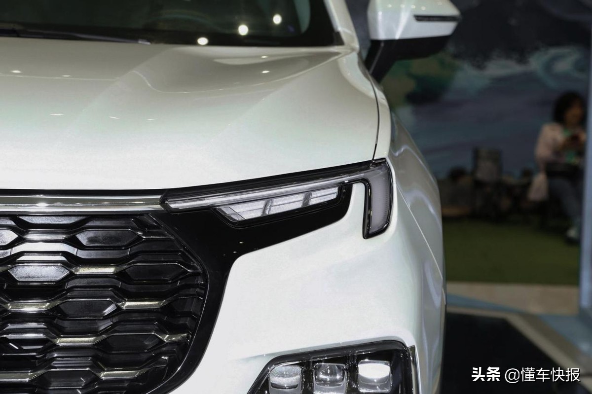 20万左右落地的2.0T中大型SUV，解析福特领裕铂领型