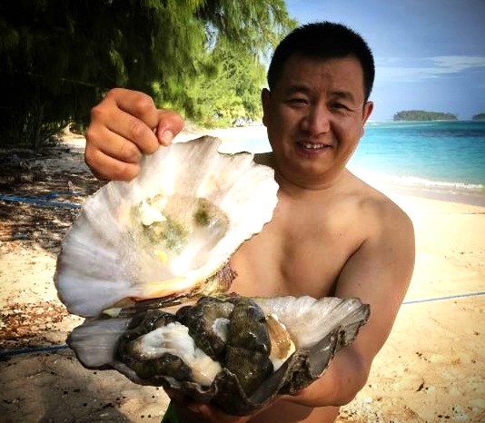 十年前，我只带了一根鱼竿出门，吃遍了世界上的各种顶级海鲜