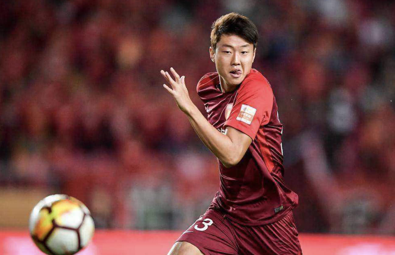 许家印狂砸5千万意在实现全华班（狂砸5.1亿！恒大引爆中超军备竞赛 立志靠全华班阵容去争冠）