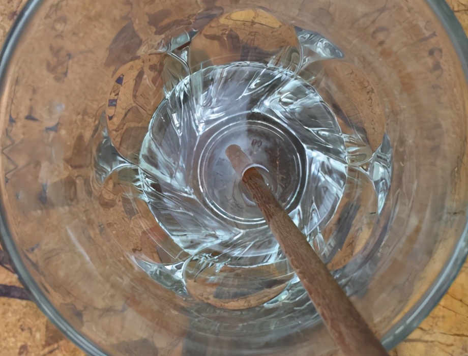 做糖葫芦时，注意“1放2不做”，糖葫芦不粘牙不粘手，嘎嘣脆