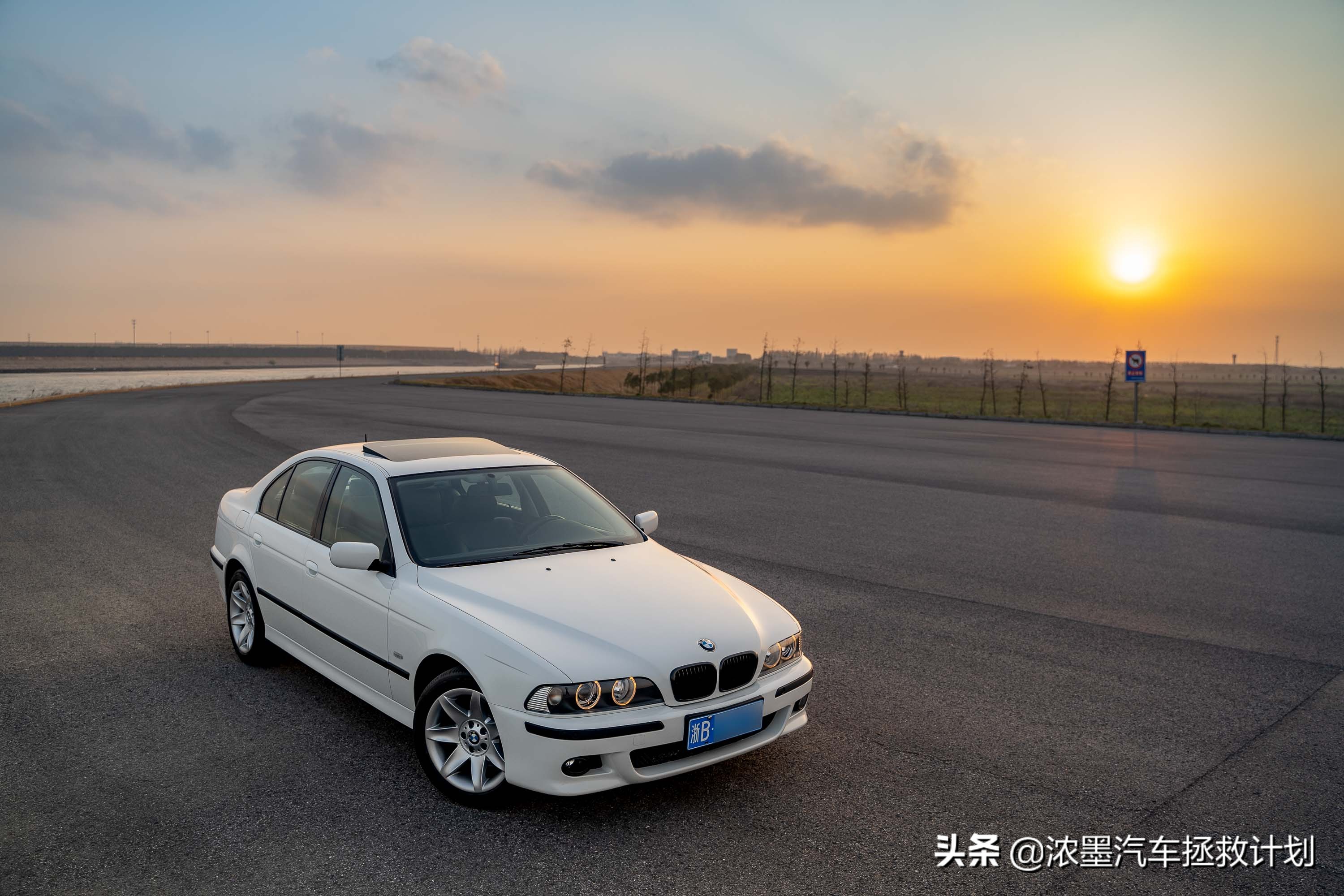 「逆转岁月」修复挚爱的一台宝马五系e39——带你重回90年代