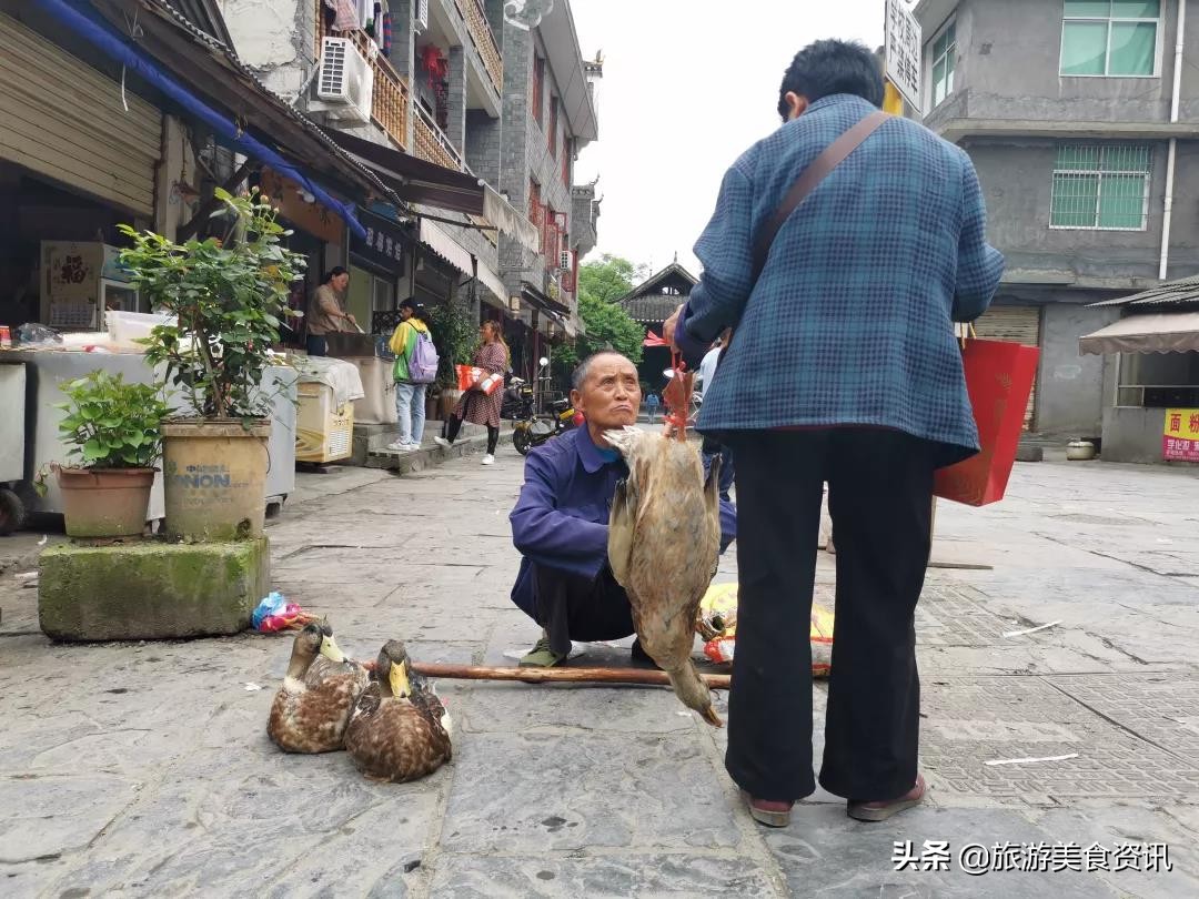 它比凤凰低调，比阳朔迷人，这座千年古城又解锁了新玩法