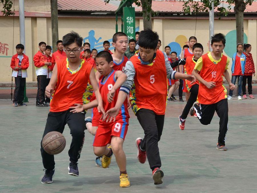 五年级作文“那一刻我长大了”，老师看后很感动，这孩子有出息