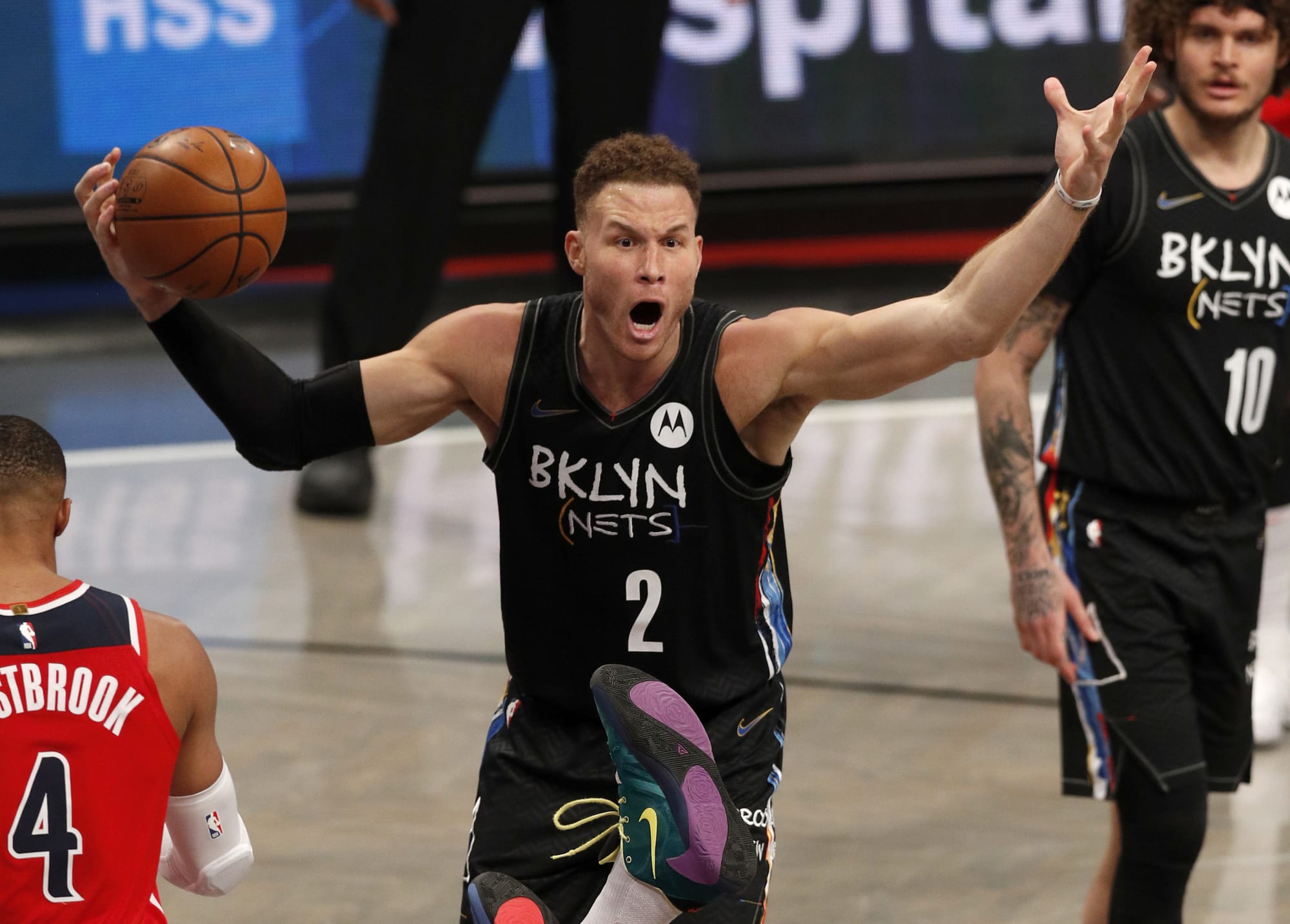 纳什身高臂展(篮网又要用他打中锋?臂展2米25,场均7板!