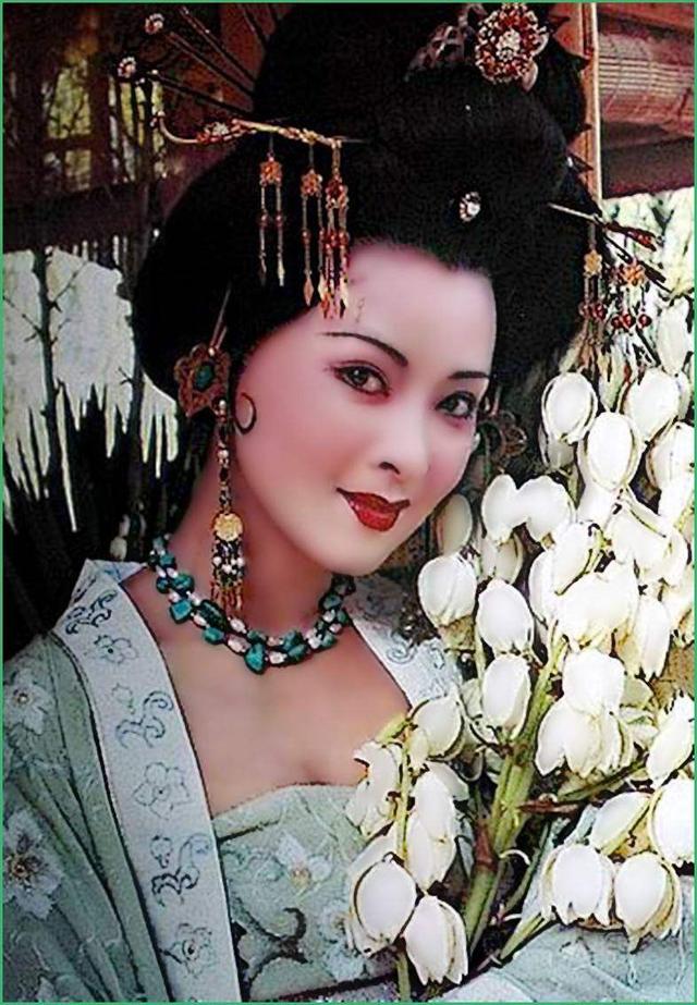 中国四大美女图片(中国古代四大美女:西施,王昭君,貂蝉,杨玉环扮演者