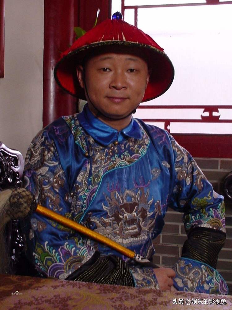 不当演员去养鸡,"三德子"赵亮为何爱上了养鸡行业?