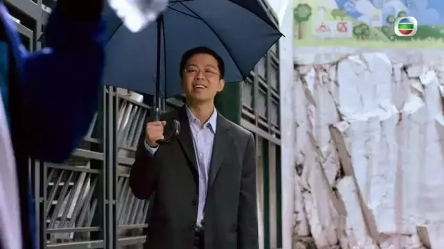 少林足球时代广场在哪里(TVB特约演员饰演精神病患者获赞 原来曾出演过周星驰电影)