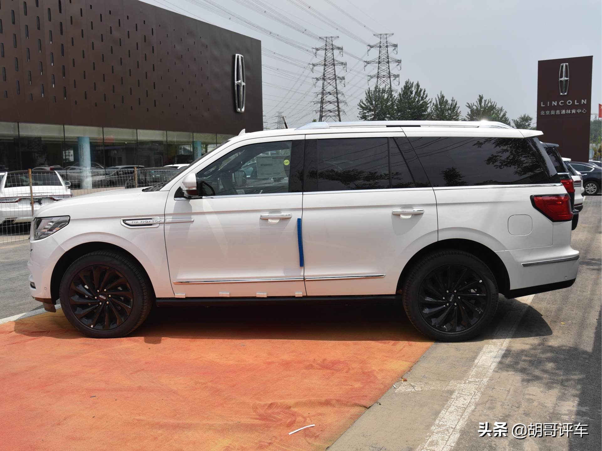 原装进口，全尺寸SUV，大哥老板们最爱，实拍领航员