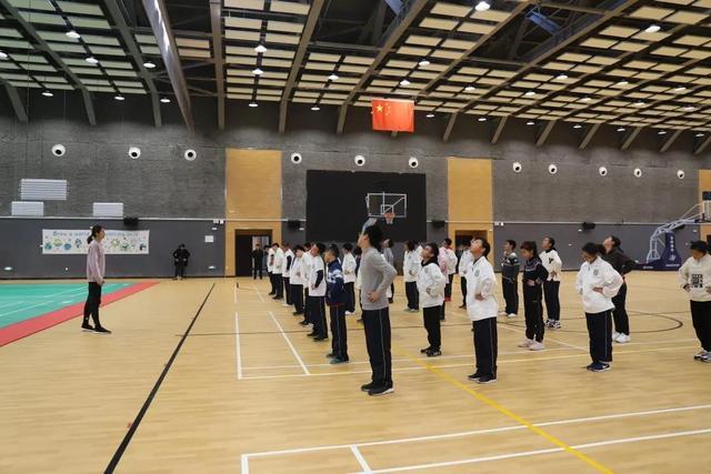 35名拟录教师，33名来自清华北大，薪资待遇公布，引网友热议