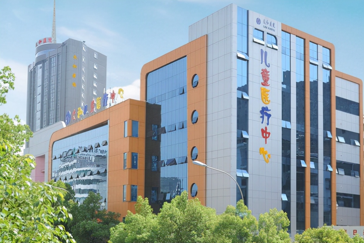 中国医学院公布重要榜单，湖北5所医学院上榜，武汉就占4所