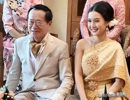 真正的爱是没有界限的！70岁的泰国爷爷和20岁的爱撒娇的妻子结婚