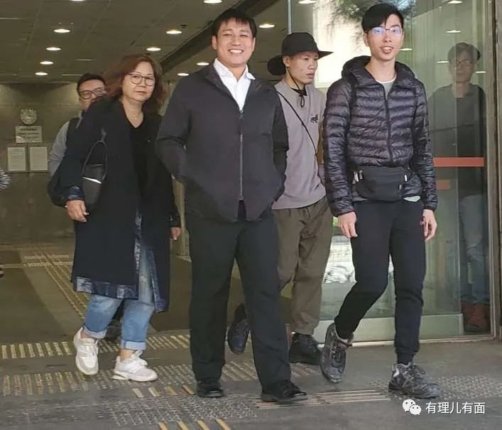 偷摸跑？12名乱港分子在逃台途中被抓，并带回内地公安机关羁押