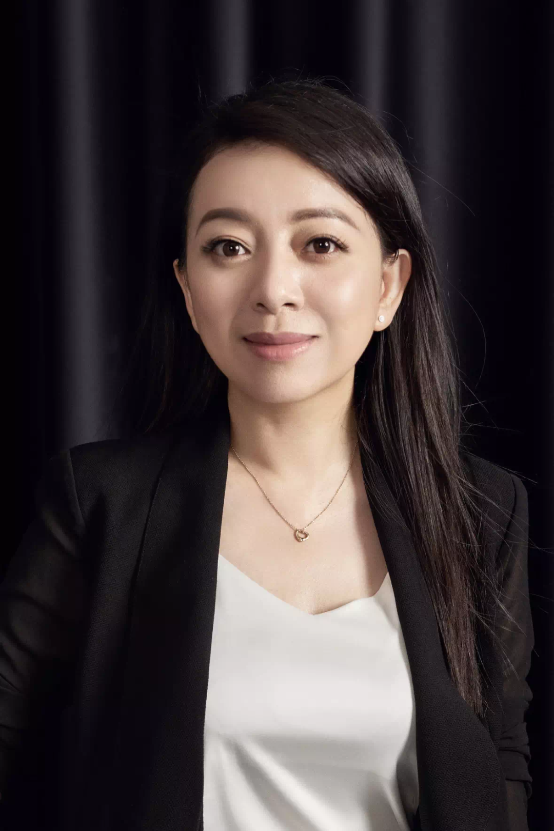 80后美女二代操盘，立白家族第一个上市企业来了，市值百亿