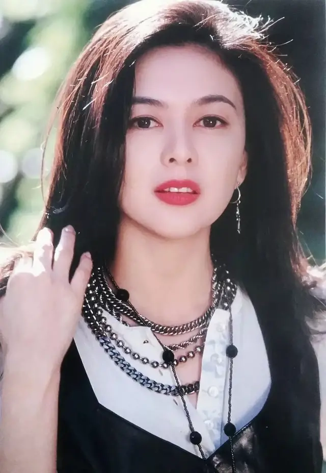 香港十大美女,谁才是你的NO.1?性感,清纯,麻辣