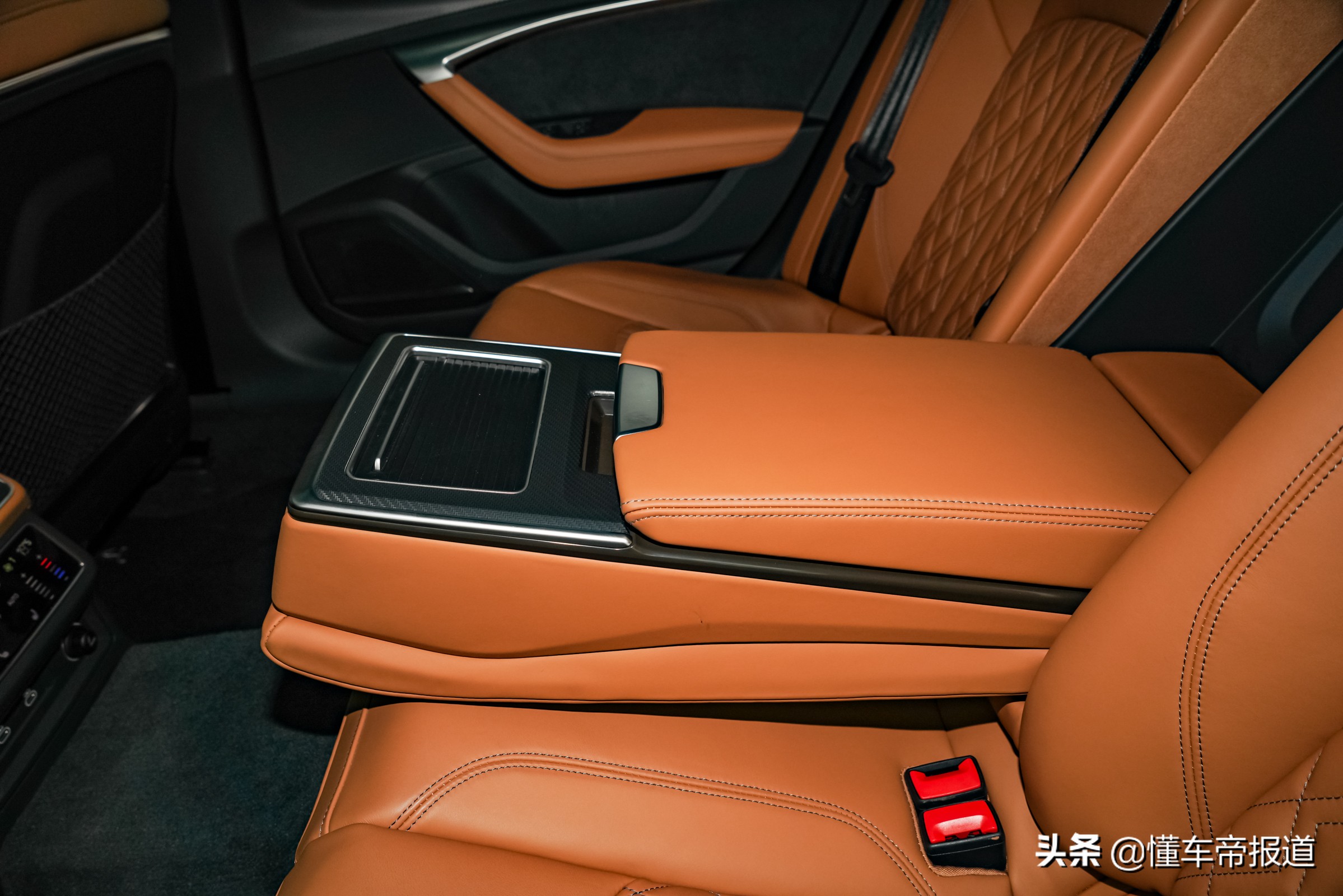 新车｜车身加长/搭3.0T发动机 上汽奥迪国产A7L正式发布