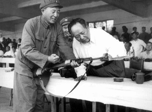 建国前，听说15岁姑娘被拐卖到北京，毛泽东责令彭真：马上查清楚