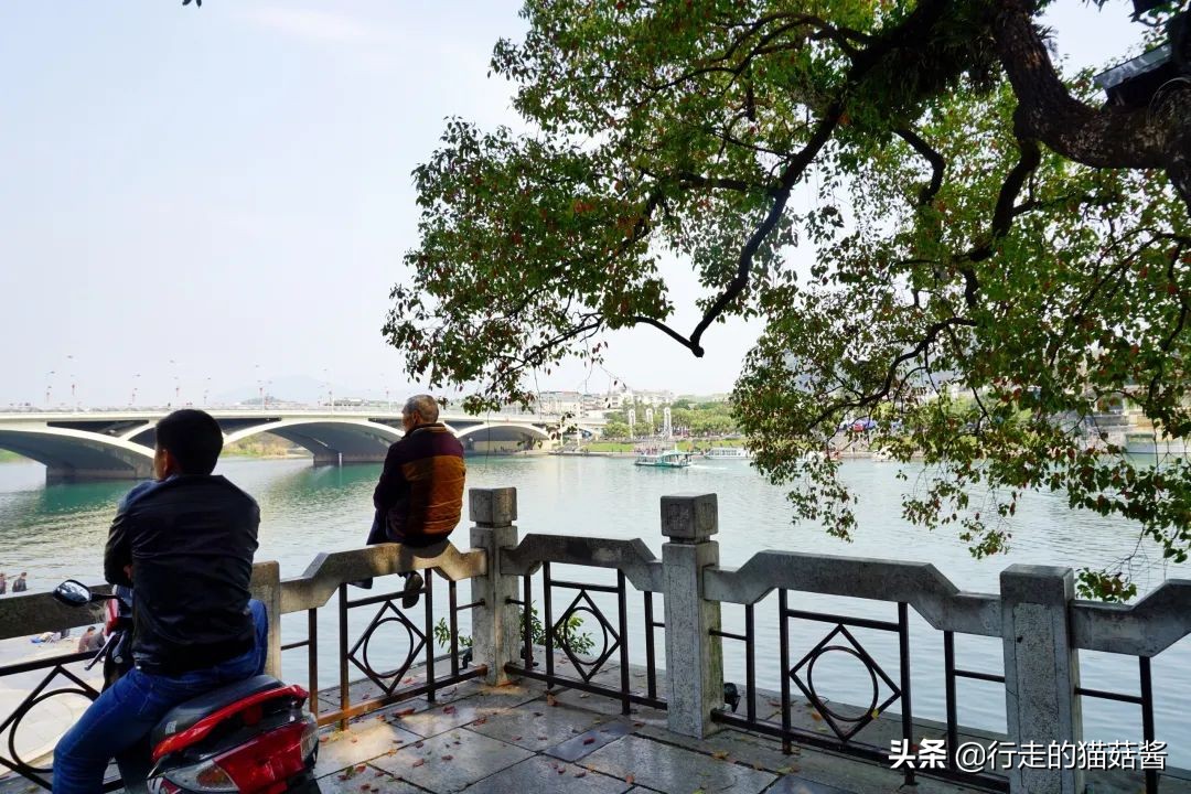 3月份的桂林是最舒服惬意的时候，三天两夜看一场山水画中景