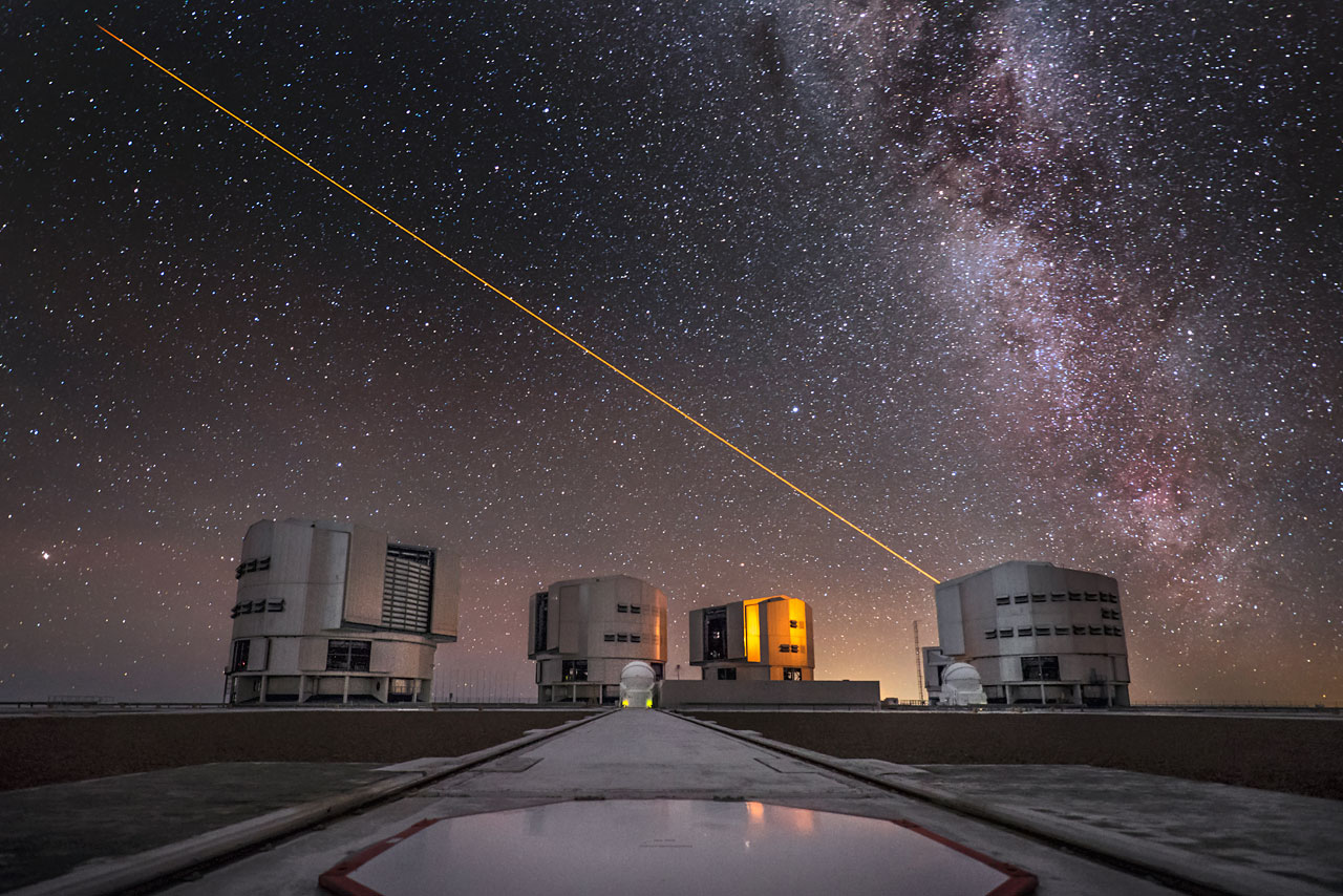 最大光学红外望远镜图片