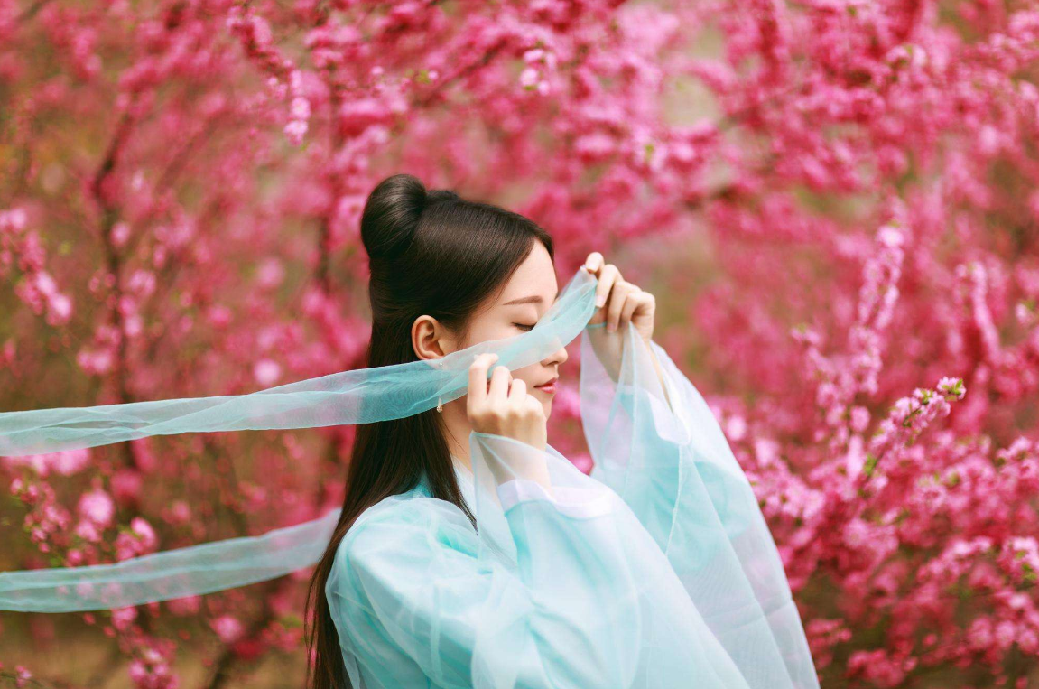 农村俗语“死吃猛涨菊花黄”，切莫贪图口舌之欲，变得又丑又怂