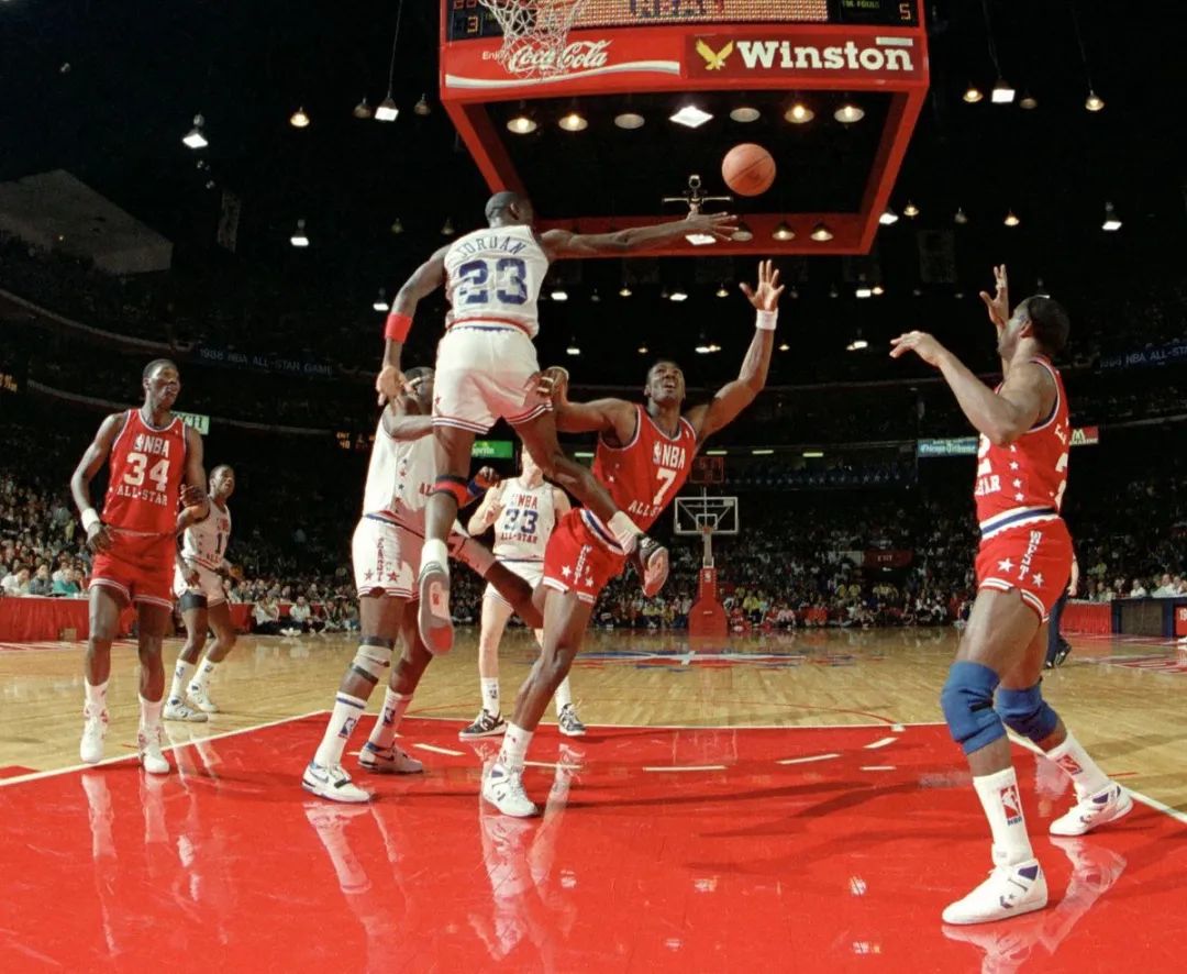 nba2018全明星赛全场回放(梦回88年全明星②:乔丹征服一众大佬,新王