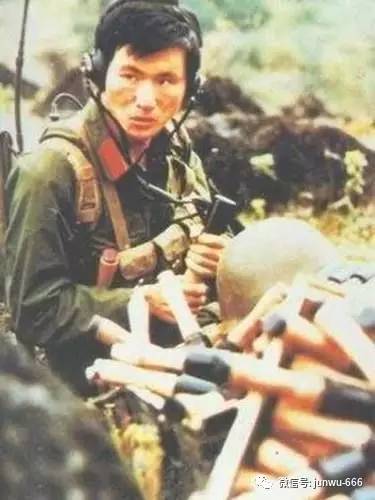 军魂｜看完落泪：解放军对越作战震撼瞬间！