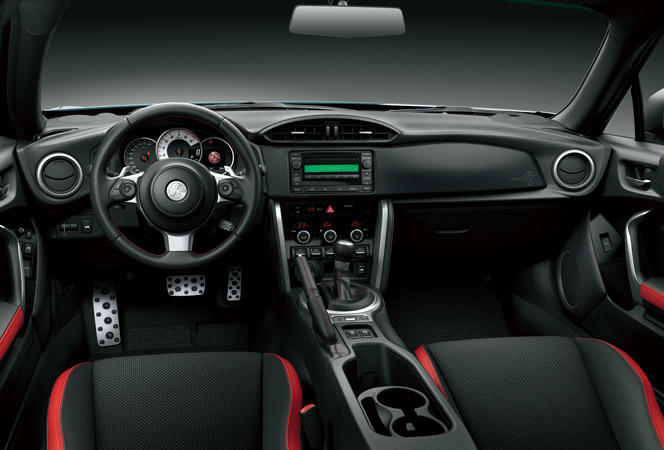 驱动方式轮胎应急修理套装 只有手动挡配置外观 -1内饰-3内饰-2内挝