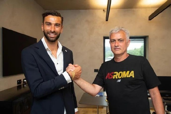 罗马签下葡萄牙国门帕特里西奥(罗马官方：葡萄牙国门帕特里西奥加盟球队 转会费1150万欧)
