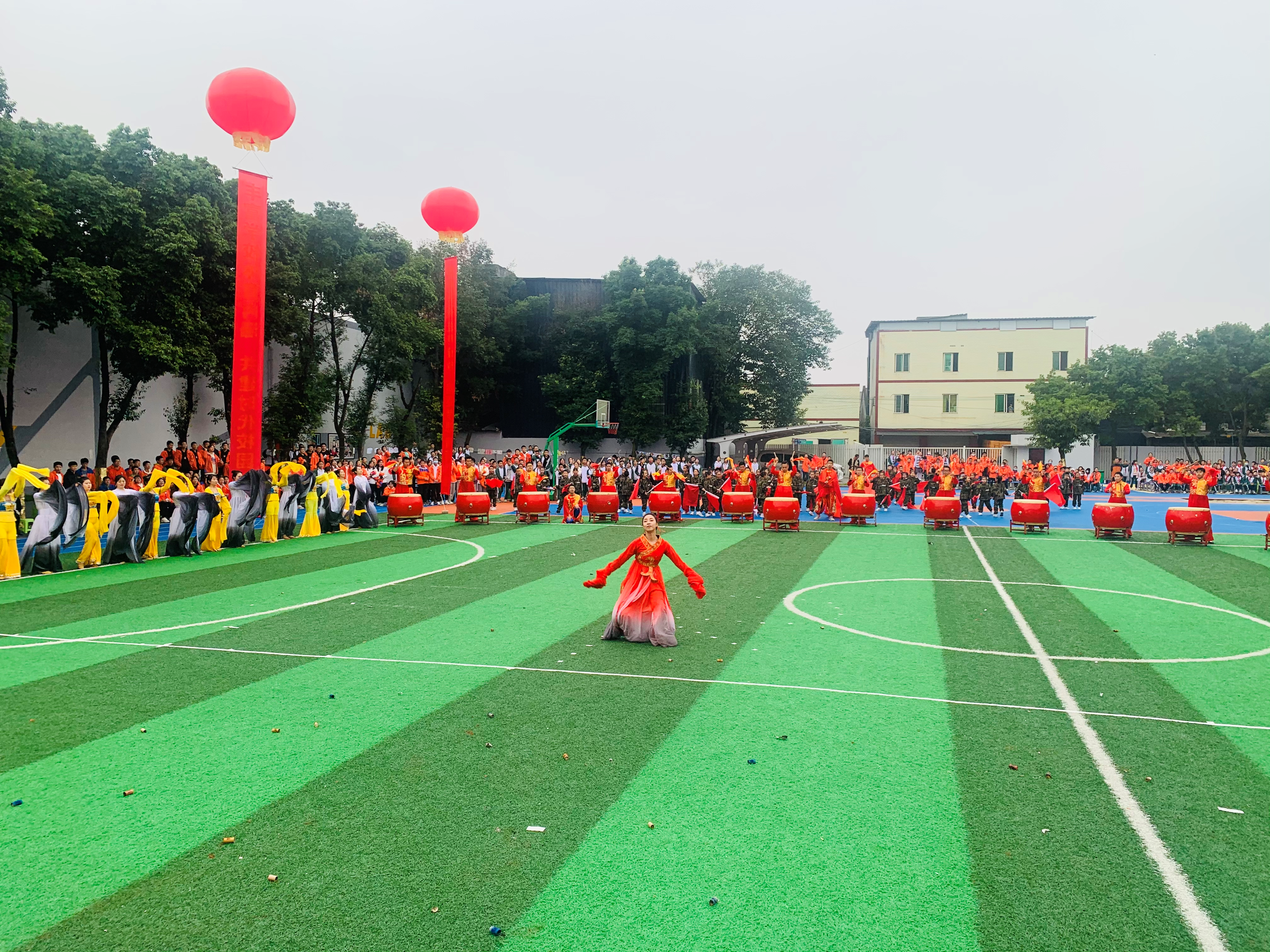 超燃！盐外芙蓉学校运动会创意入场式、开场秀献礼共产党百年华诞