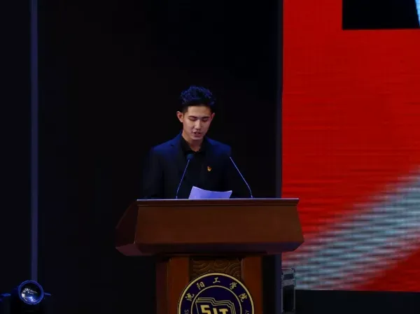 有颜有才！辽宁这15位学霸来自同所大学，还拥有同一“特殊身份”