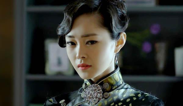 大学校花戴若曦（明明是）