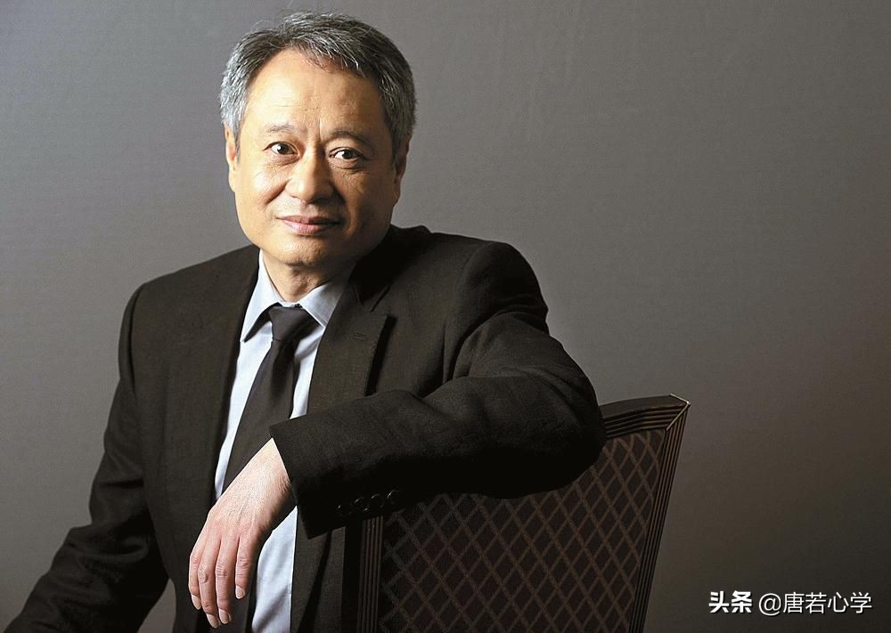 真正决定人的价值，不是学历，而是你不可替代的东西。