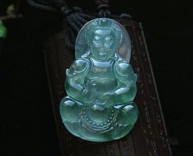 母亲的珠宝告诉我们什么（母亲的珠宝）