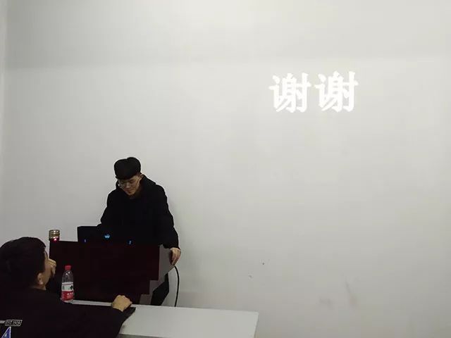 大学生ppt自我介绍（[自我介绍PPT展示）