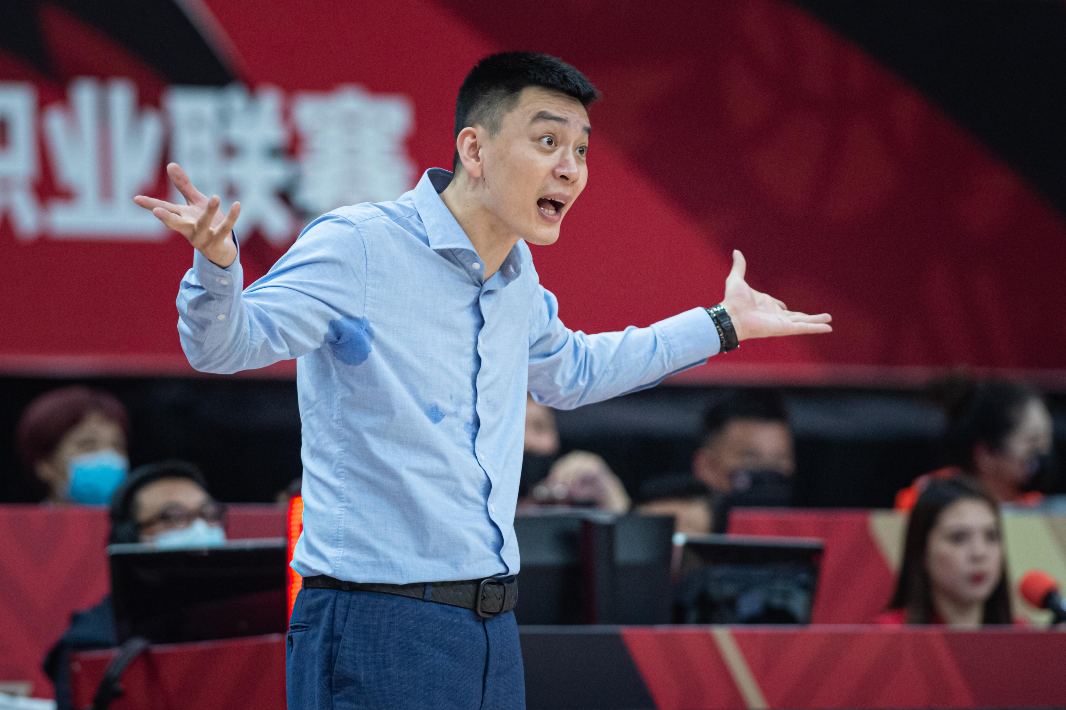 篮球运动员杨鸣大雕(总决赛是球星的舞台,g2广东输在大哥和马尚,而