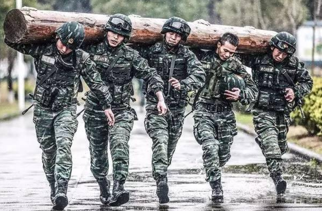 最像军人的7位男演员,一身正气不说,演技还顶呱呱