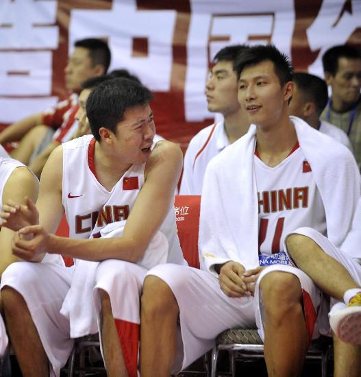 王治郅nba為什么沒成功（王治郅技術不亞于姚明，實力完勝阿聯，為何最終卻沒能立足NBA？）