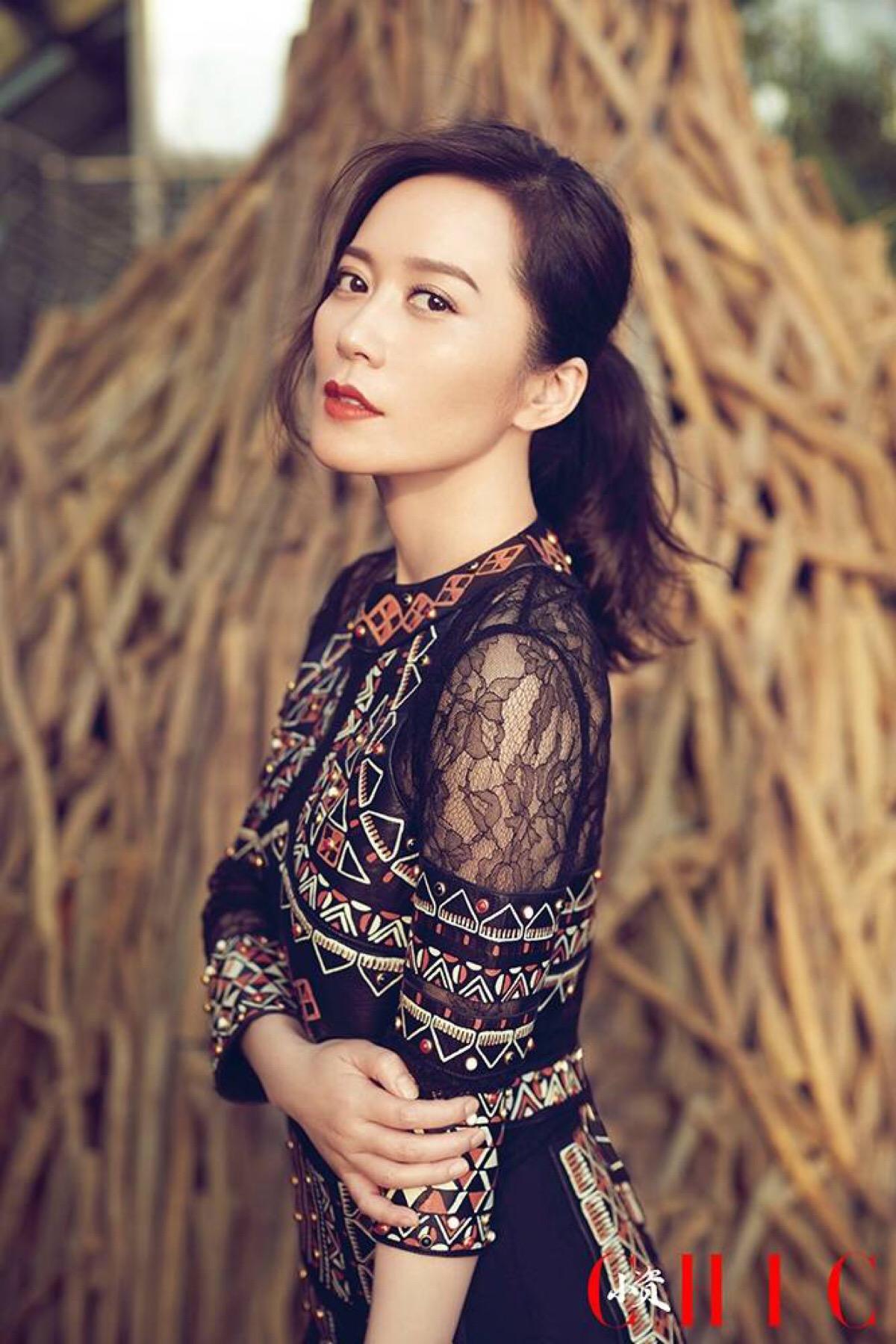 俞飞鸿,1971年1月出生于浙江省杭州市,祖籍浙江省诸暨市,中国内地影视