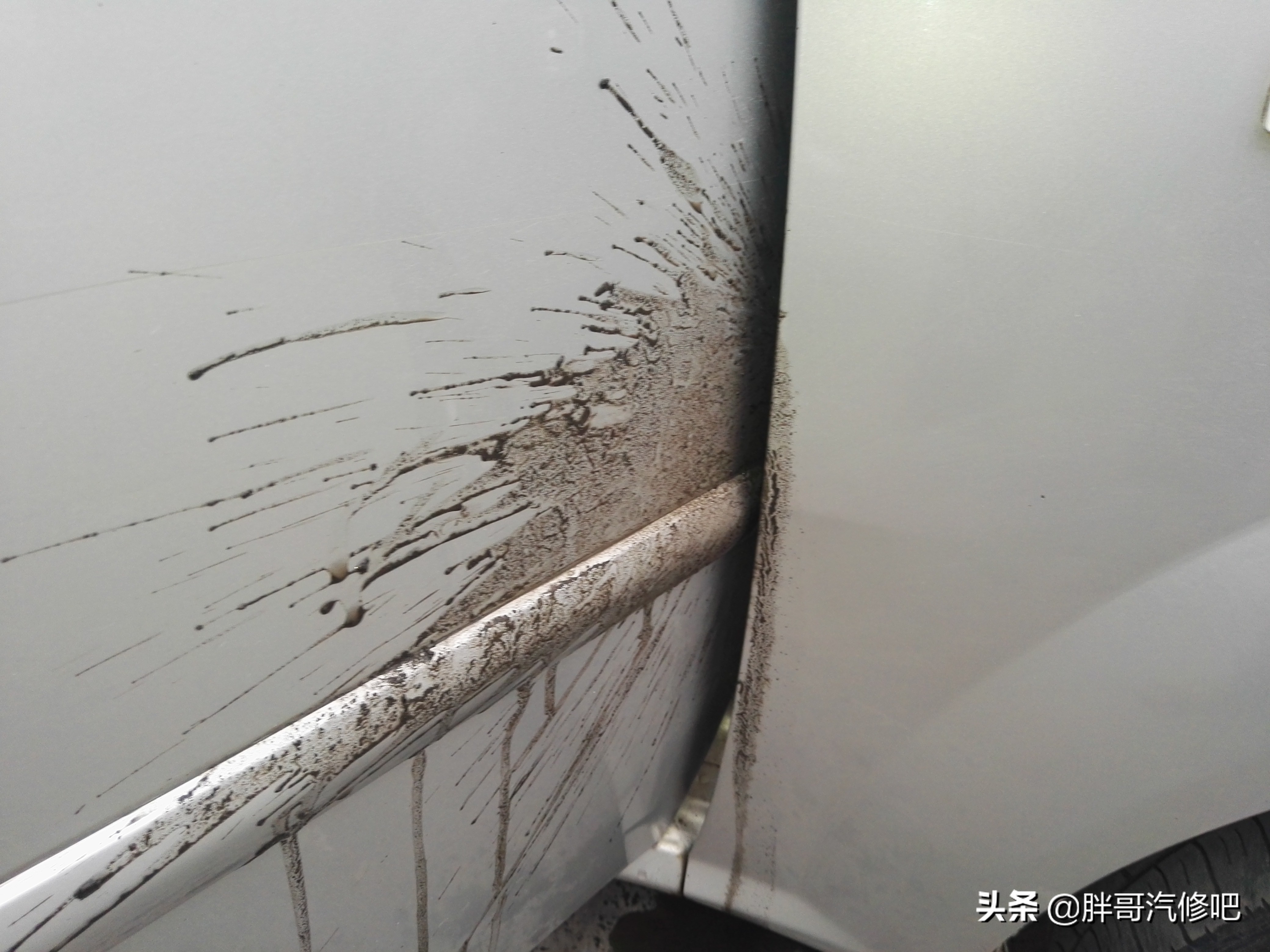 花钱买了天窗功能，一定要记得定期保养，天窗漏水保养维修