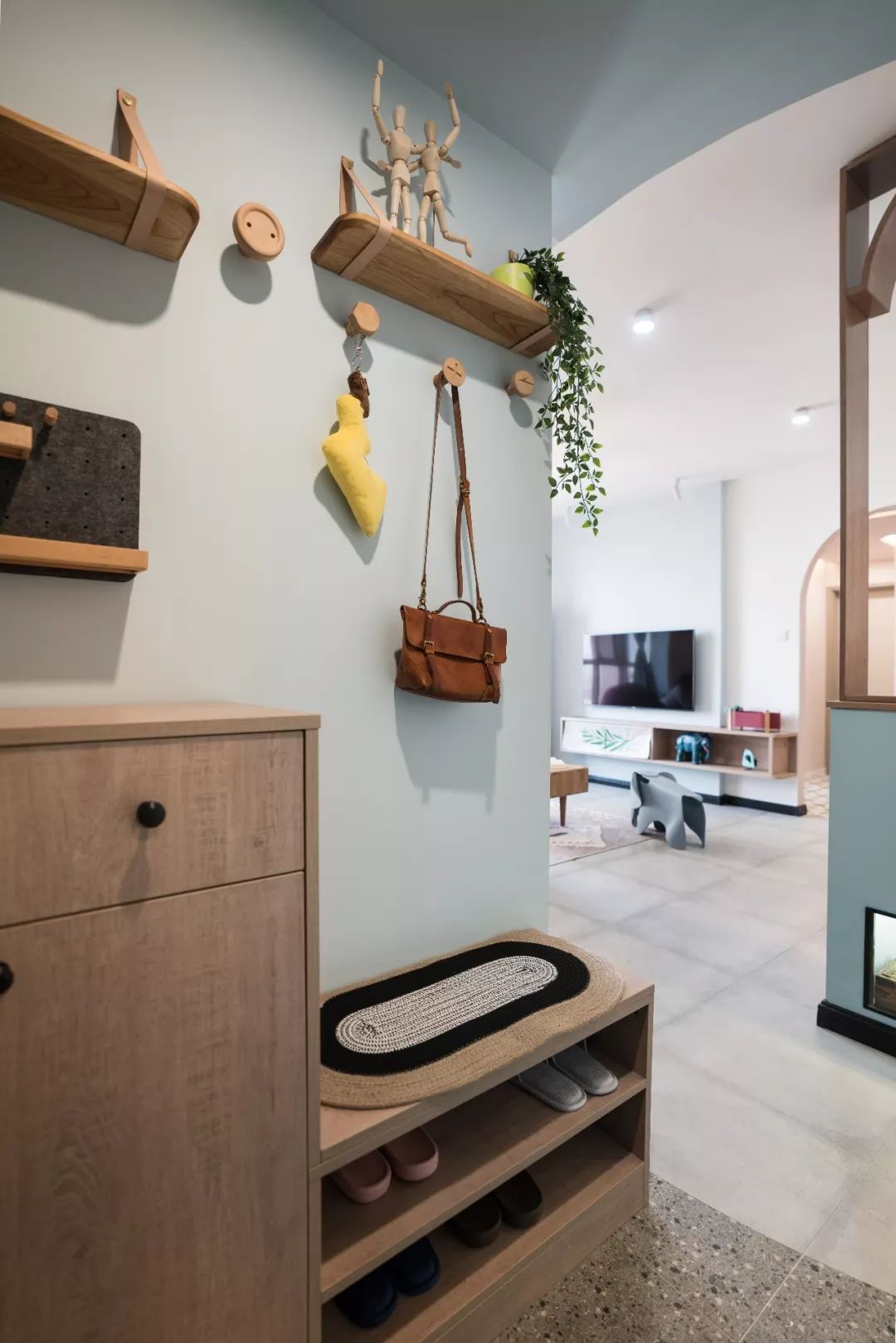 别傻傻只会放鞋柜了！增加这些细节设计，让你家玄关更实用