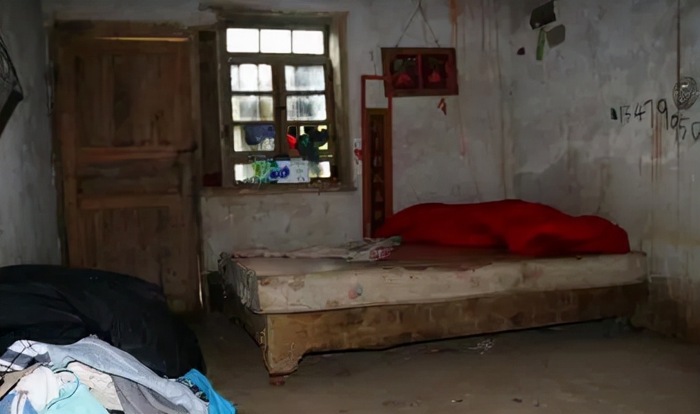 乡土小说：苦妻