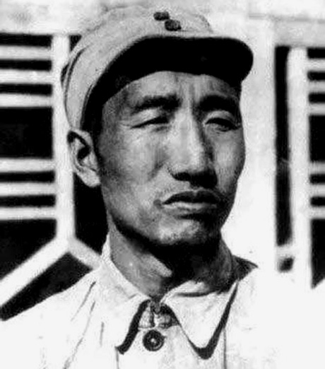 徐向前经过西征的残酷折磨,身体变得很差,如果由他来当129师的师长